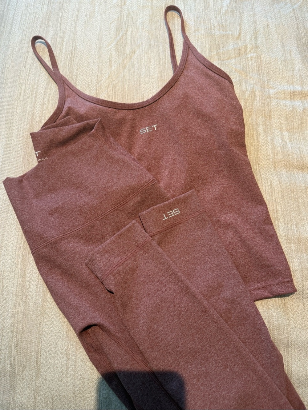 SET Active Sportbody: Tank and Leggings Set in Sepia. XS Top and Leggings are S